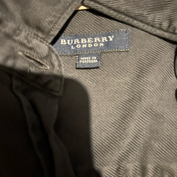 Burberry button up small woman’s black - Picture 3 of 5